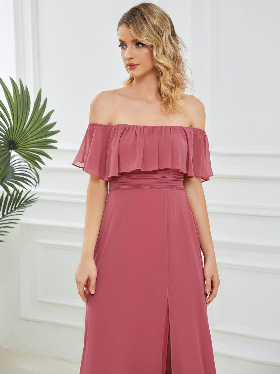 ✨Unleash Your Inner Diva: Stunning Off-Shoulder Ruffle Dress with Flirty Thigh Split!